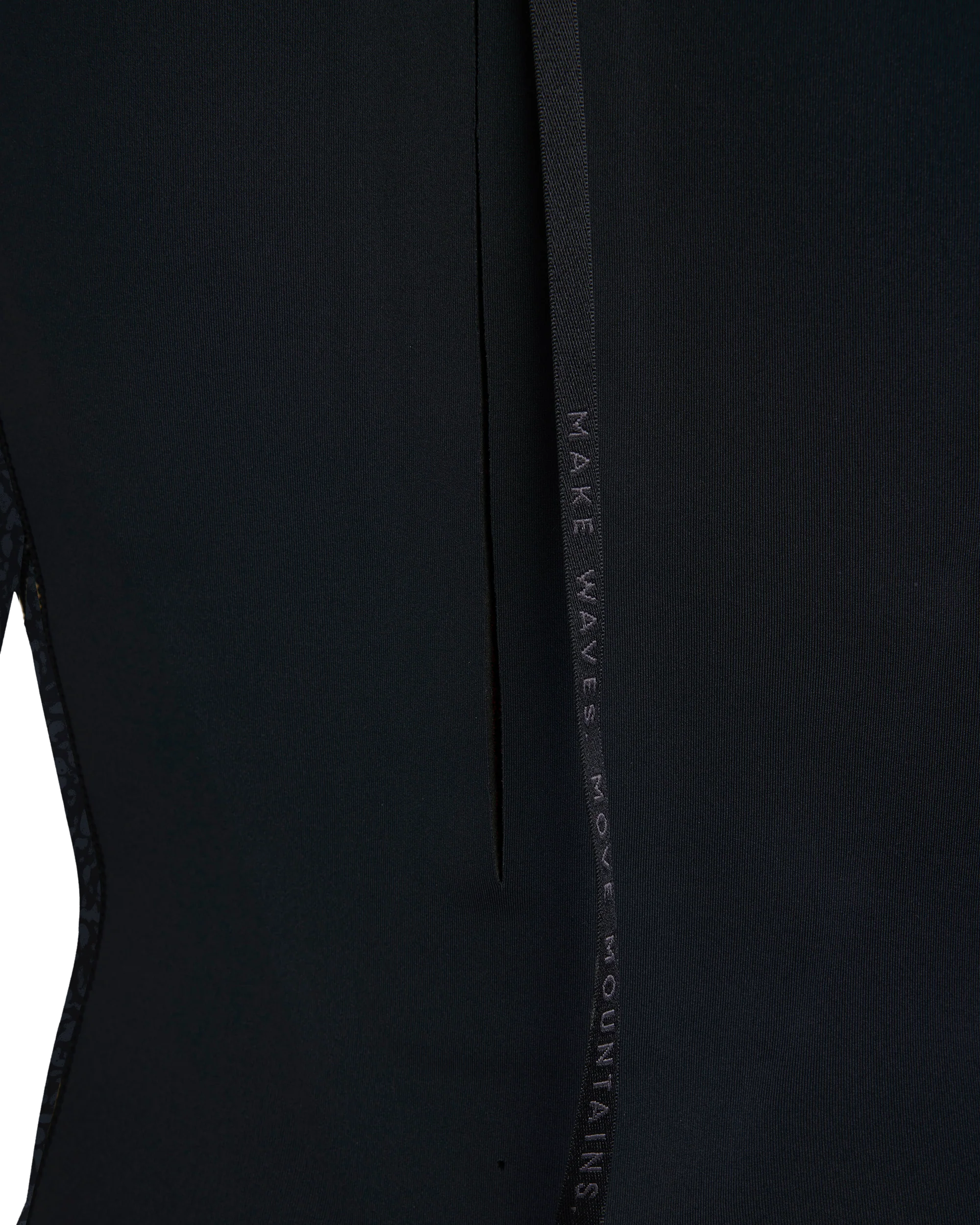3/2mm Swell Natural Back Zip Wetsuit - Image 7