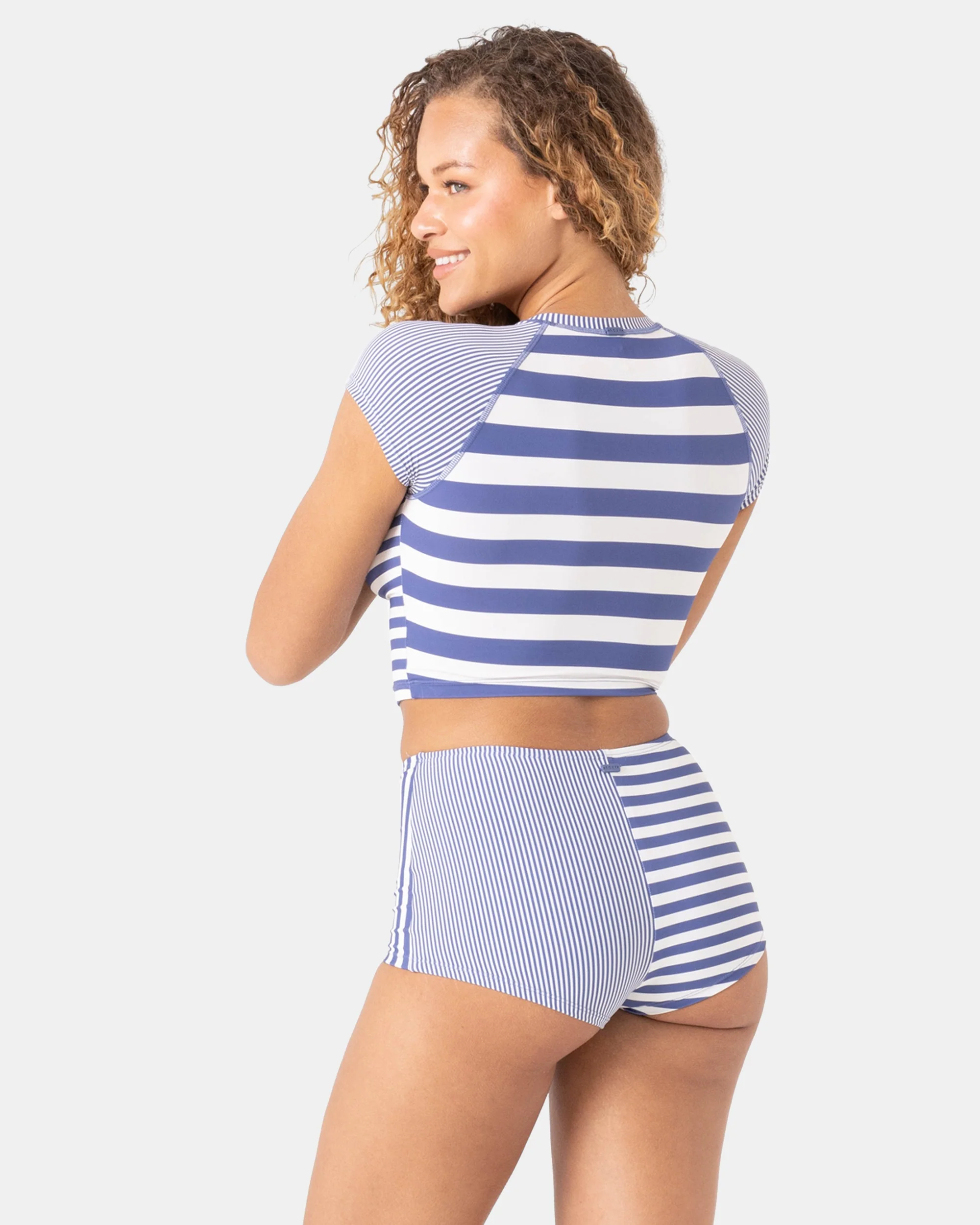 Stripe Out Crop Rashguard - Image 2